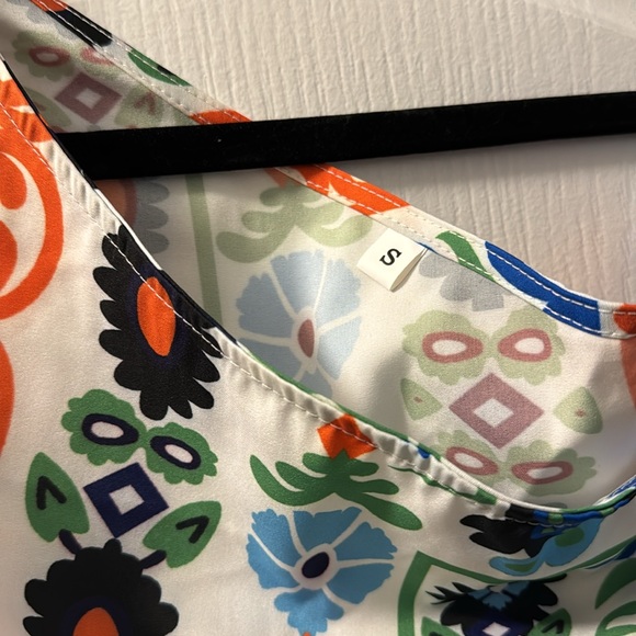 Dress - Picture 10 of 11